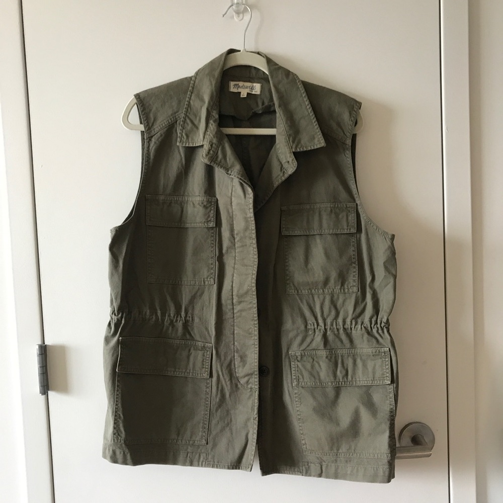 Madewell green cargo, button-down vest, Large